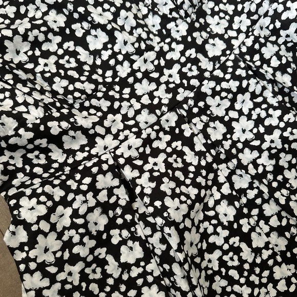 New Charter Club Women’s Fit & Flare Cotton Floral Dress with Pockets size 10 - Picture 8 of 16